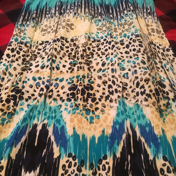 Long dress - Picture 3 of 3